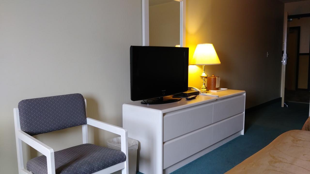 מריט George Mountain View Hotel & Resto מראה חיצוני תמונה