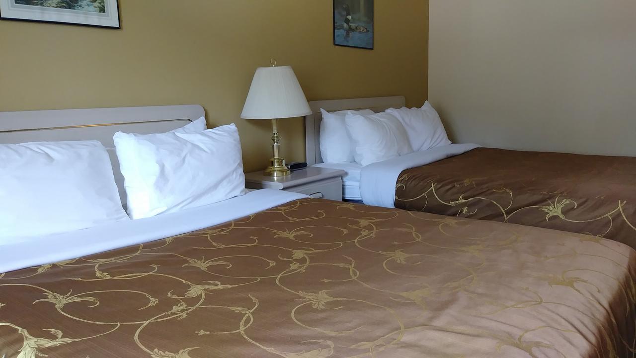 מריט George Mountain View Hotel & Resto מראה חיצוני תמונה