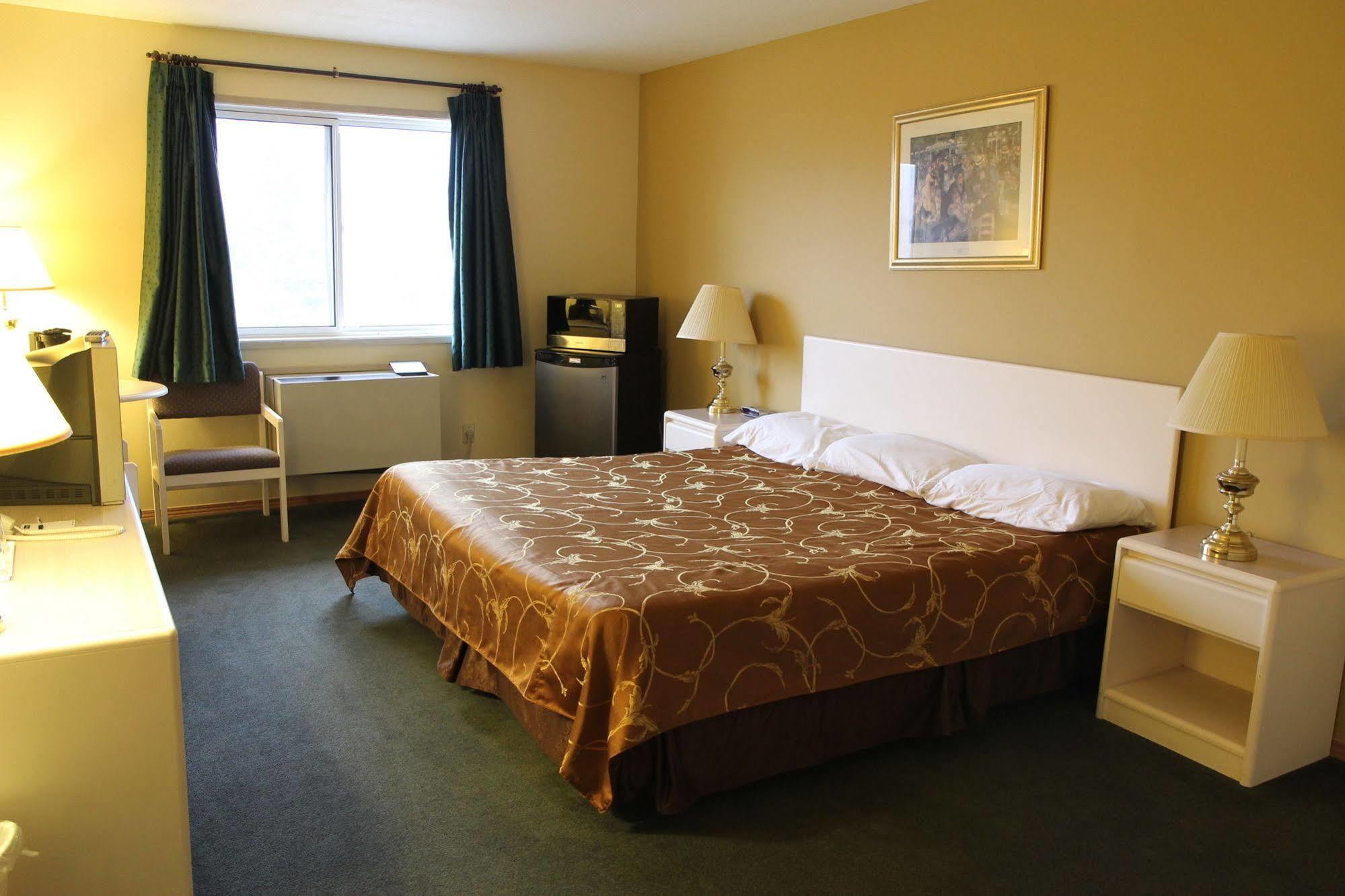 מריט George Mountain View Hotel & Resto מראה חיצוני תמונה