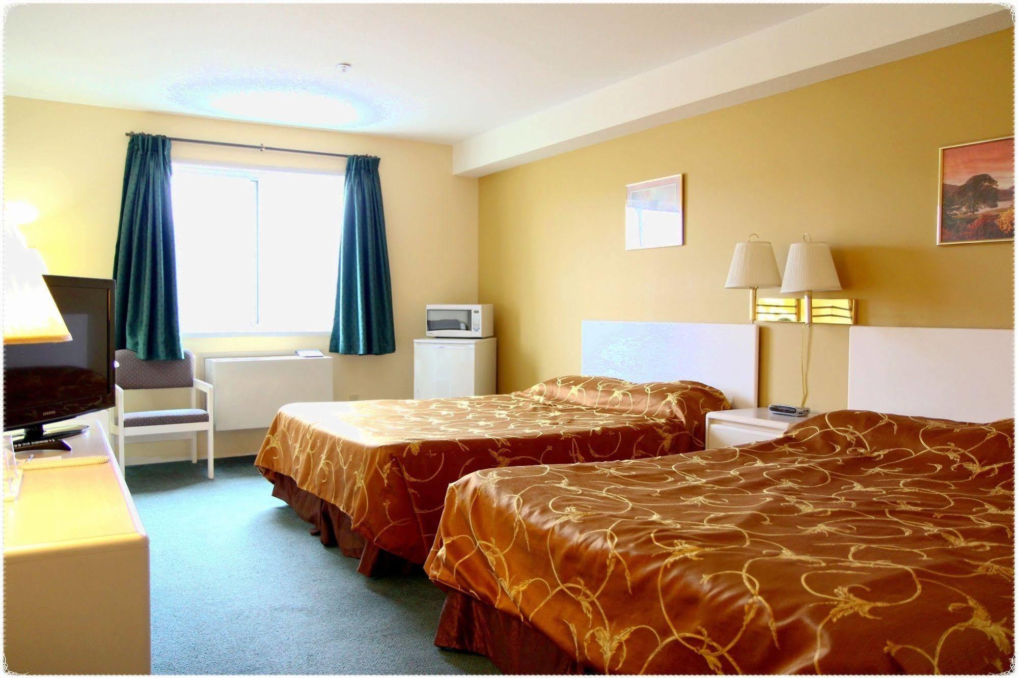 מריט George Mountain View Hotel & Resto מראה חיצוני תמונה