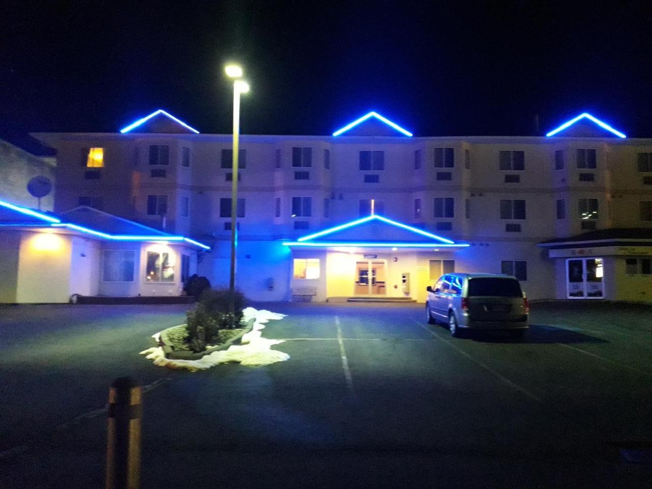 מריט George Mountain View Hotel & Resto מראה חיצוני תמונה
